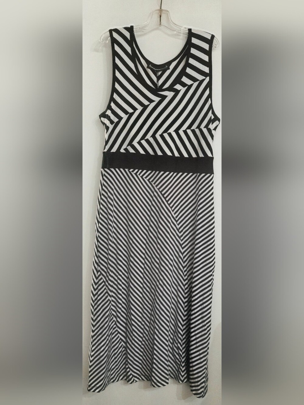 Terrera Bamboo Chevron Stripe Midi-Length Tank Dress Large